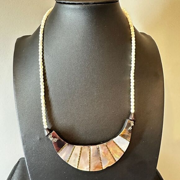 16” Abalone inlay on wood, shell beaded bib necklace! - Picture 14 of 14